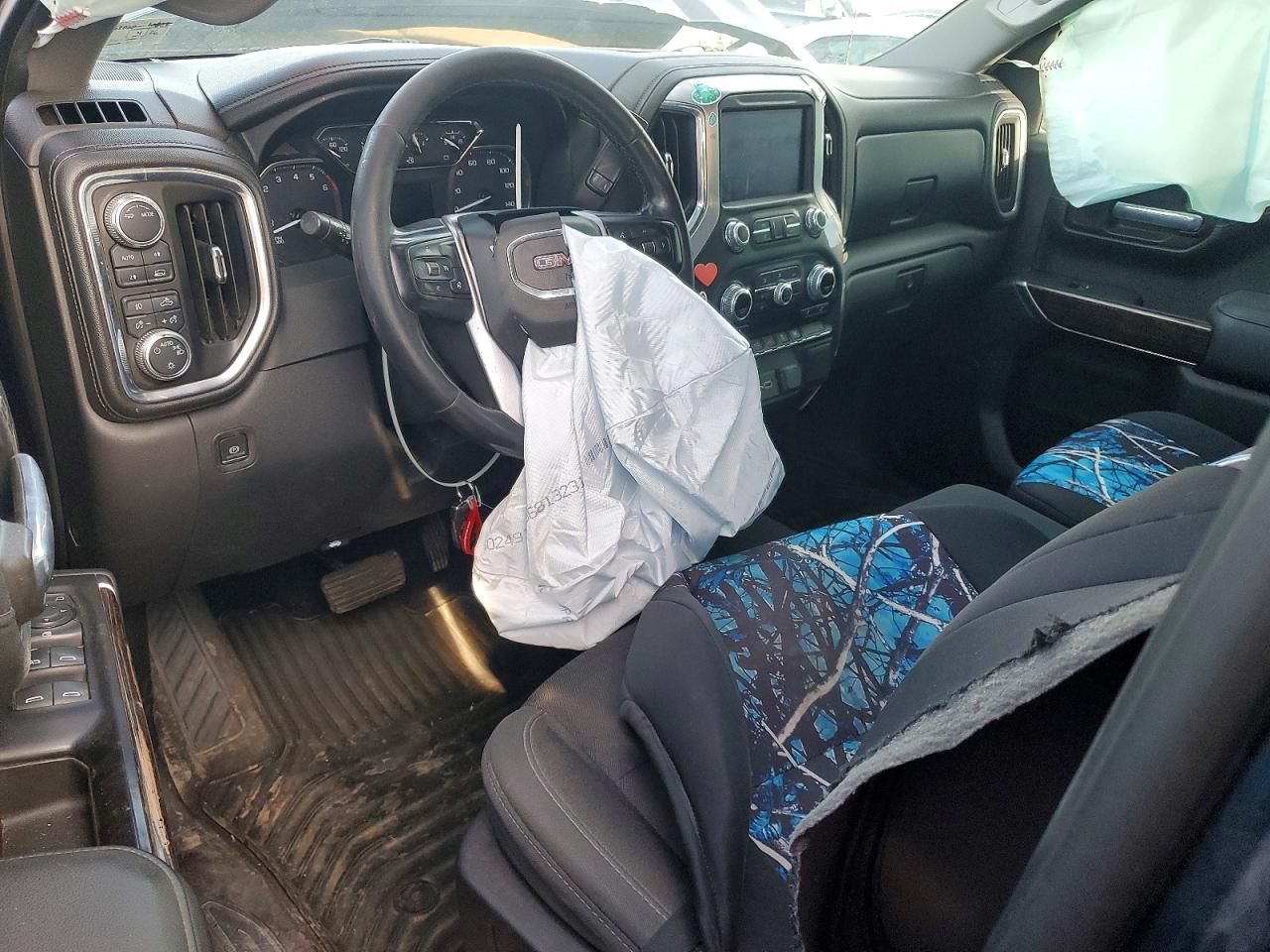 2020 GMC Sierra K1500 Elevation