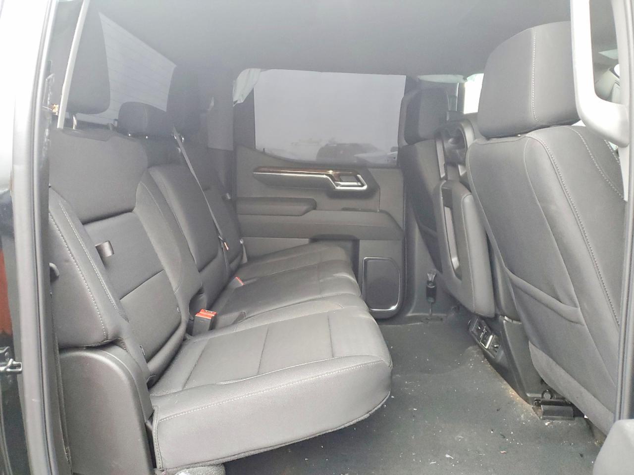 2025 GMC Sierra K1500 Elevation