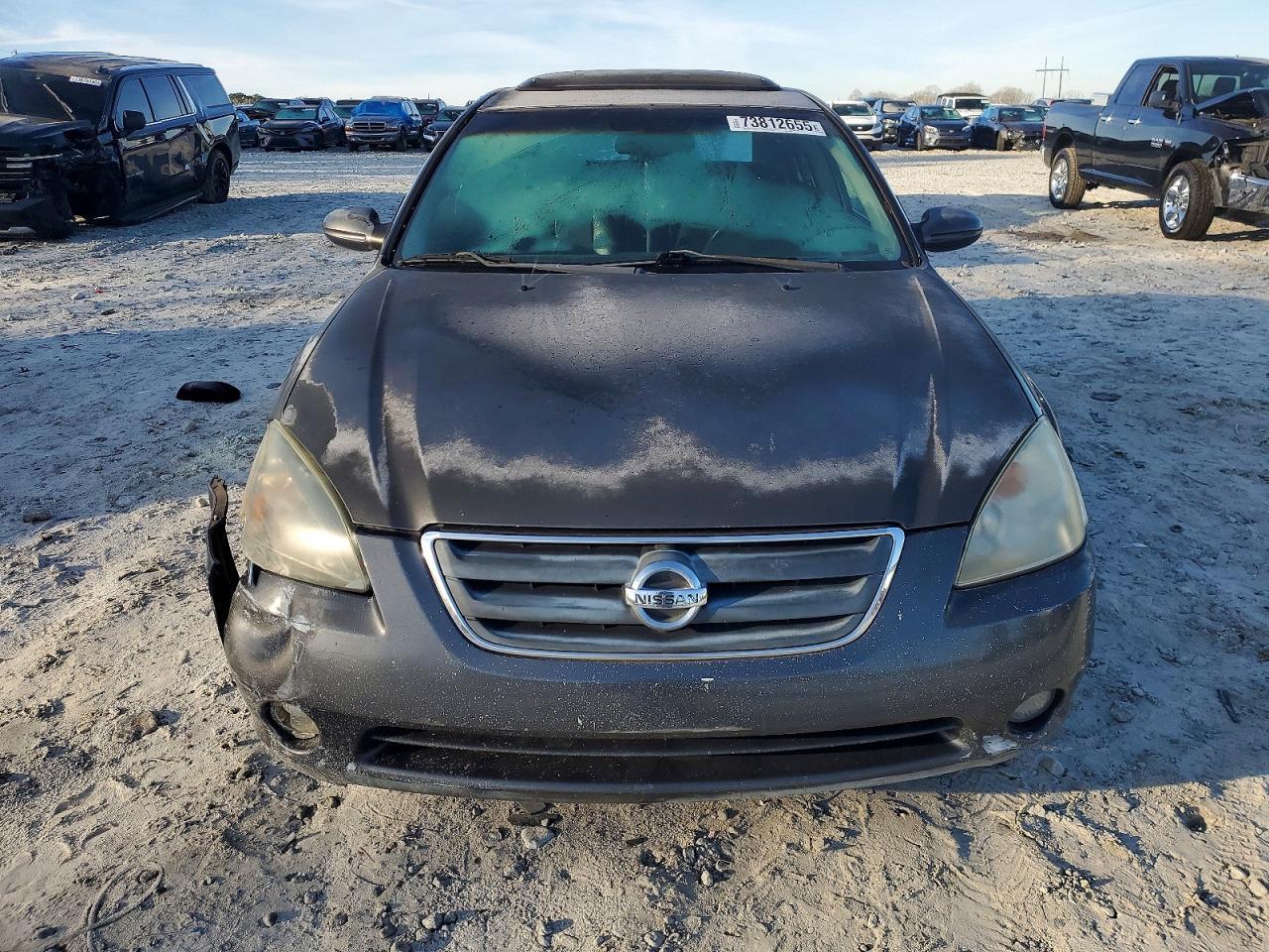 2004 Nissan Altima Base