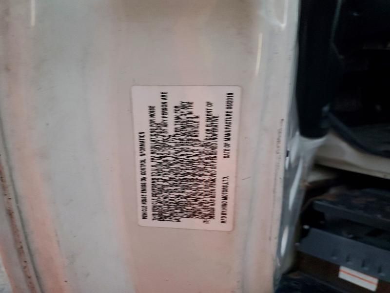 2017 Hino 258/268 BOX Truck