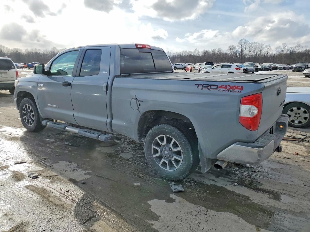 2018 Toyota Tundra Double cab sr