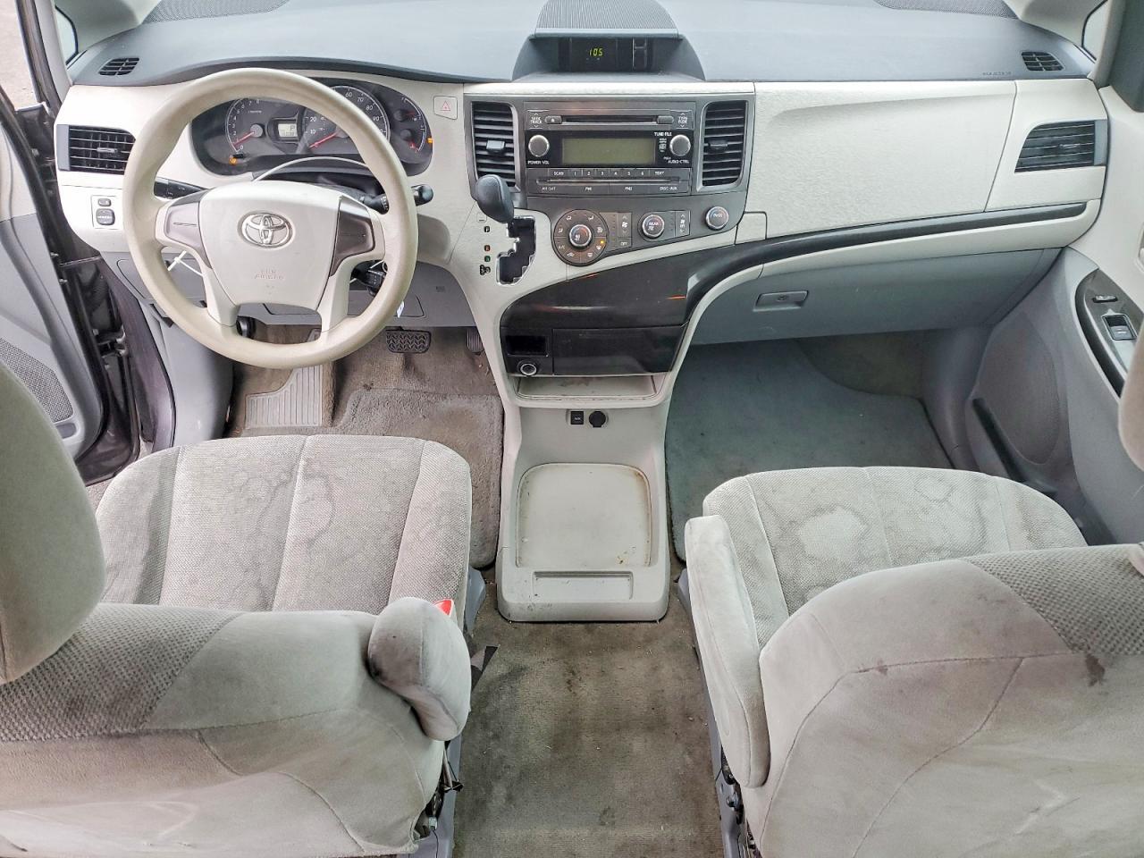 2014 Toyota Sienna