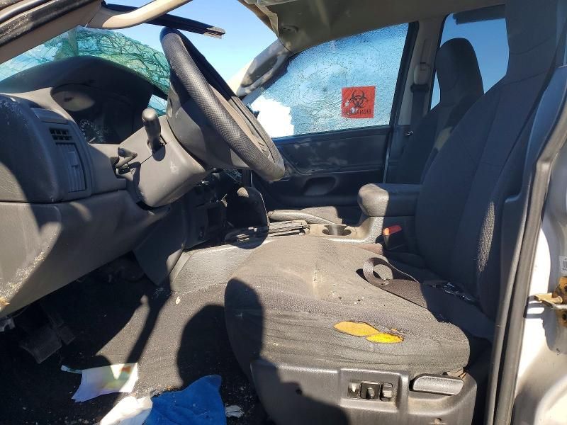 2004 Jeep Grand Cherokee Laredo