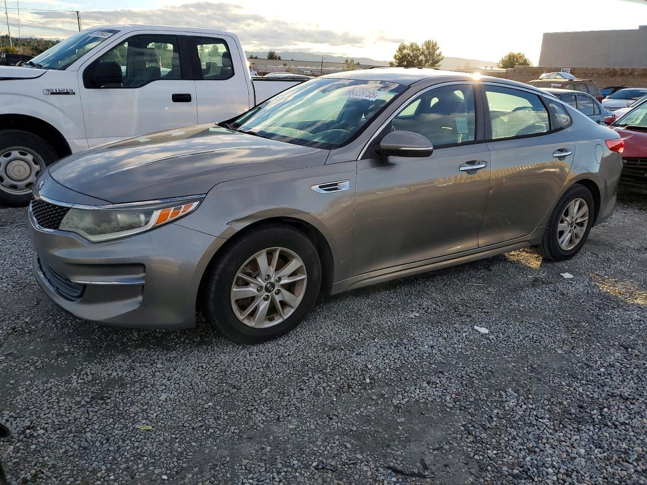 2016 KIA Optima lx