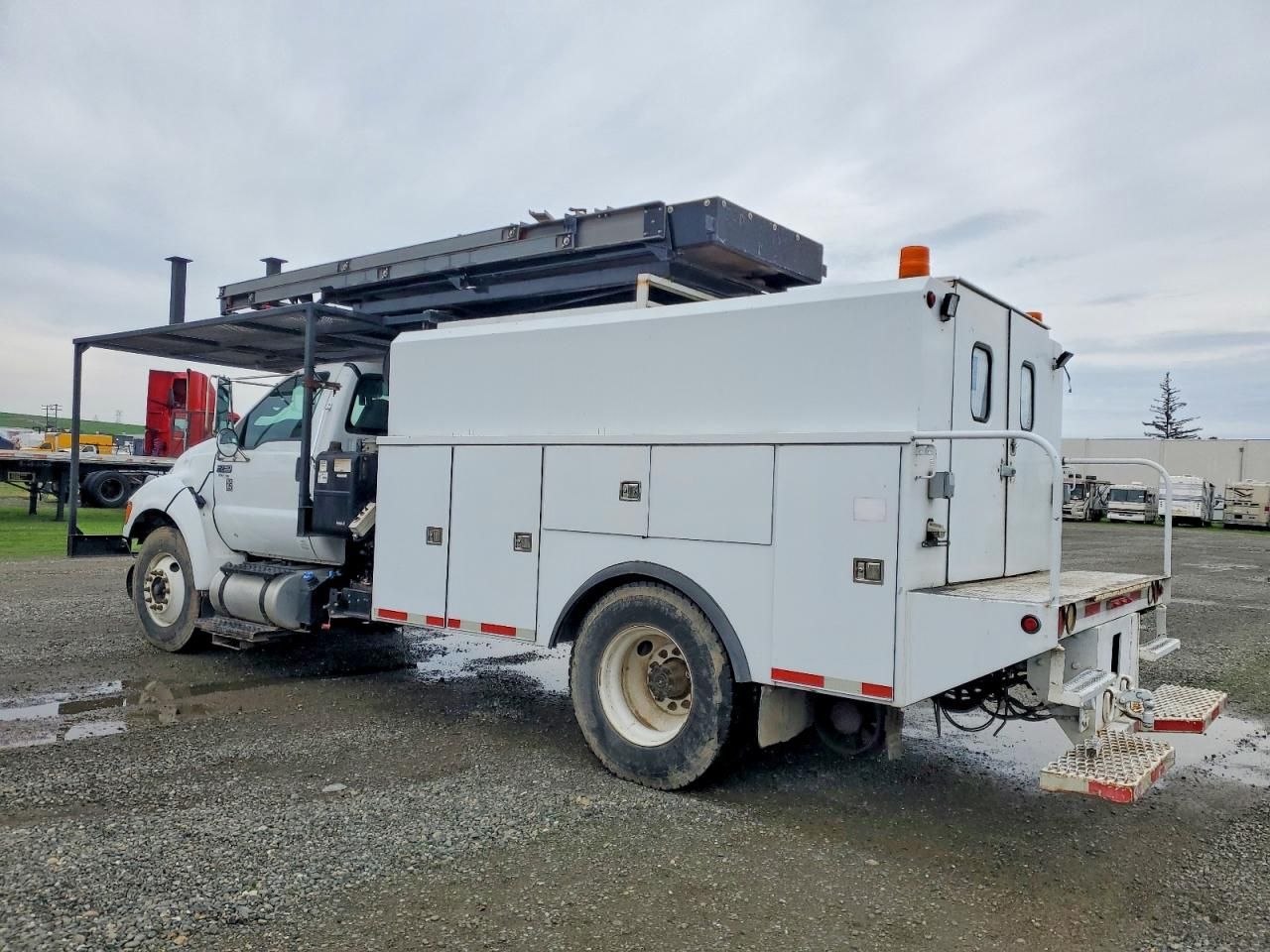 2013 Ford F750 Super Duty