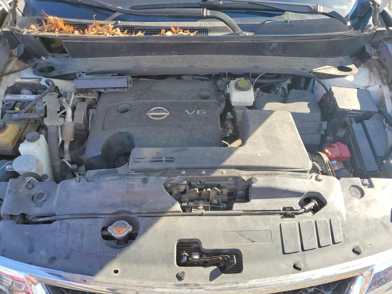 2015 Nissan Pathfinder s