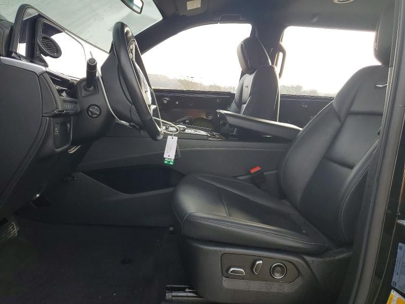 2021 Cadillac Escalade Luxury