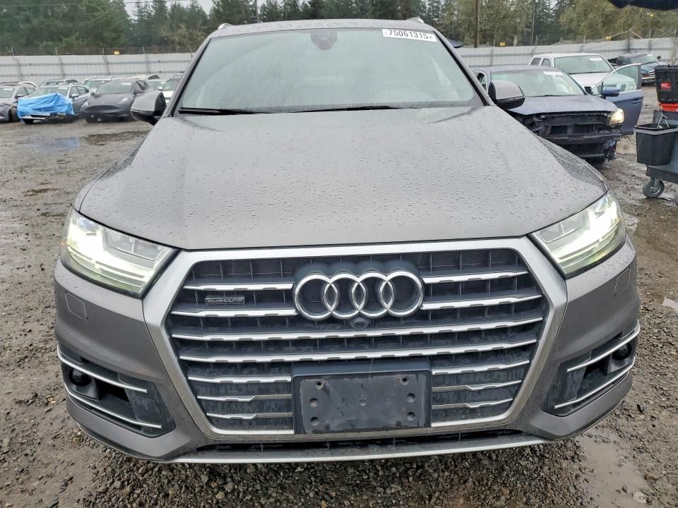 2017 Audi Q7 Premium Plus