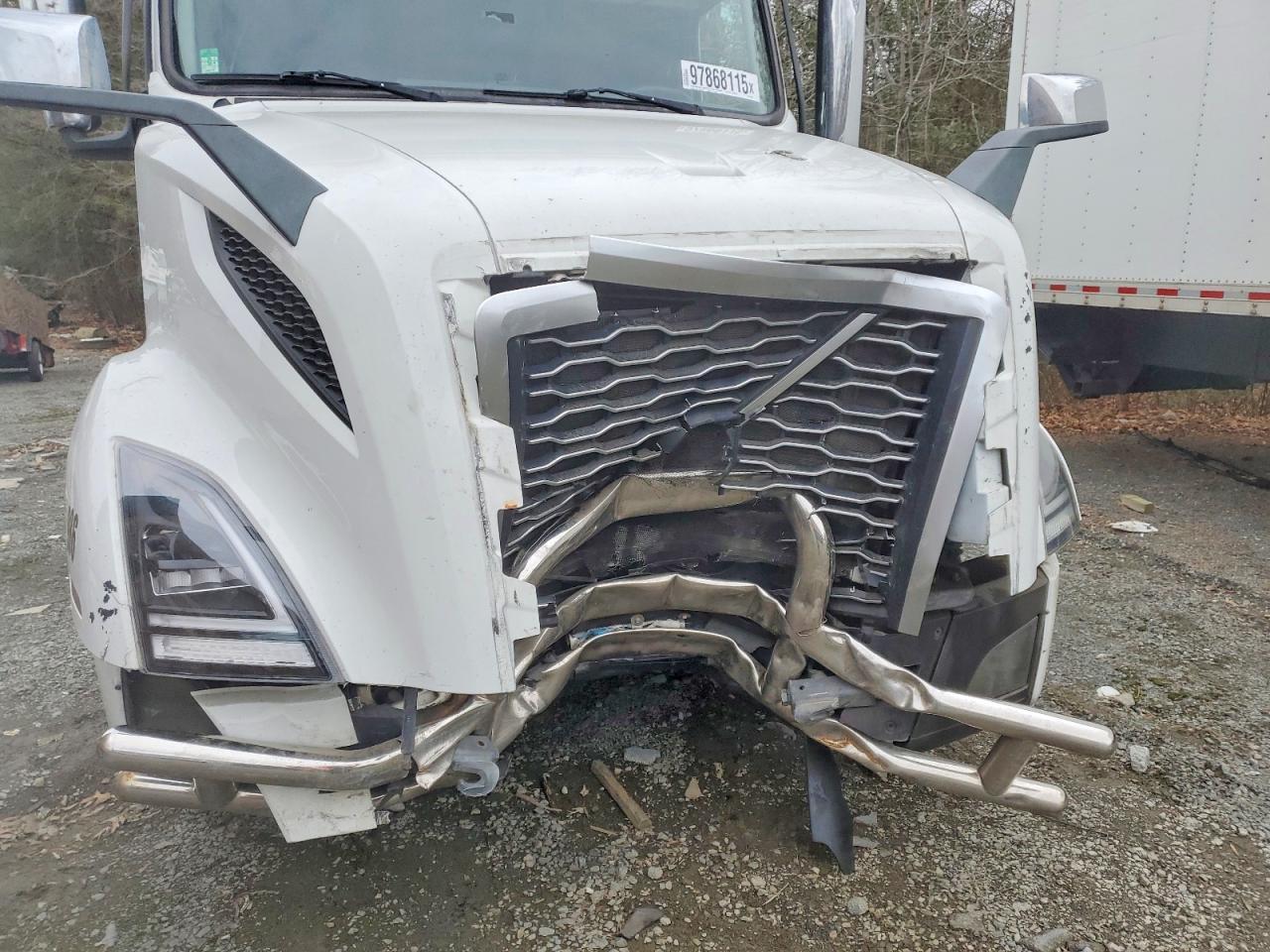 2019 Volvo VNL Semi Truck