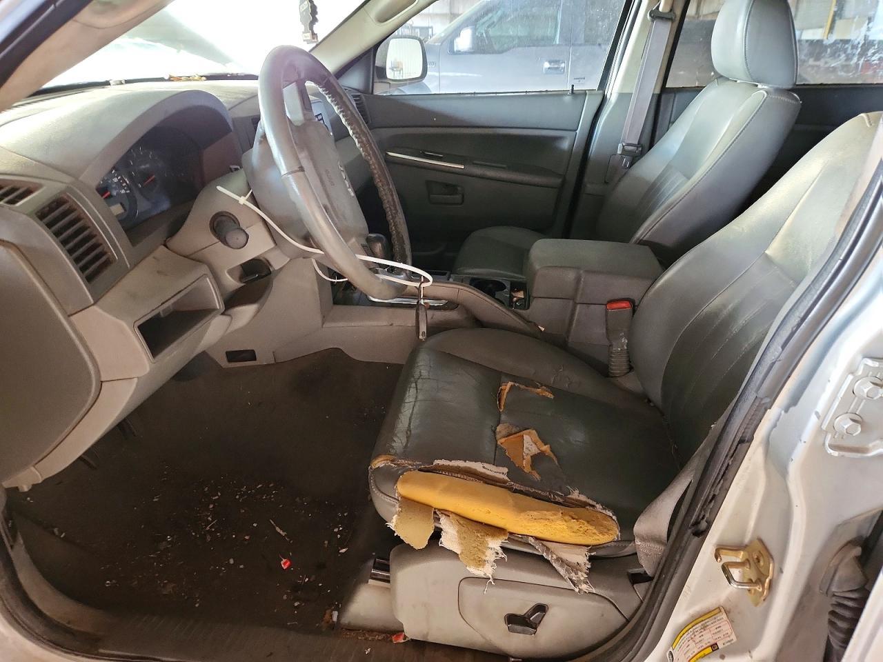 2006 Jeep Grand Cherokee Laredo