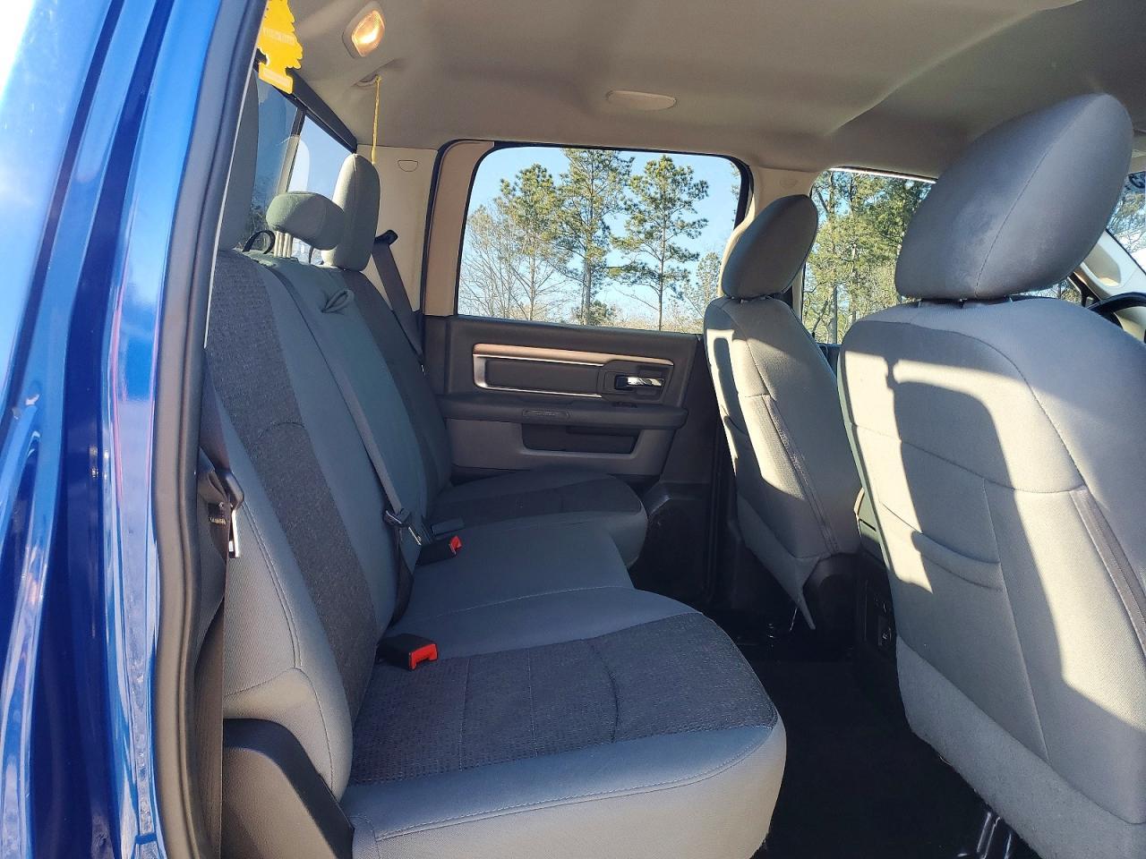 2016 Dodge Ram 1500 slt