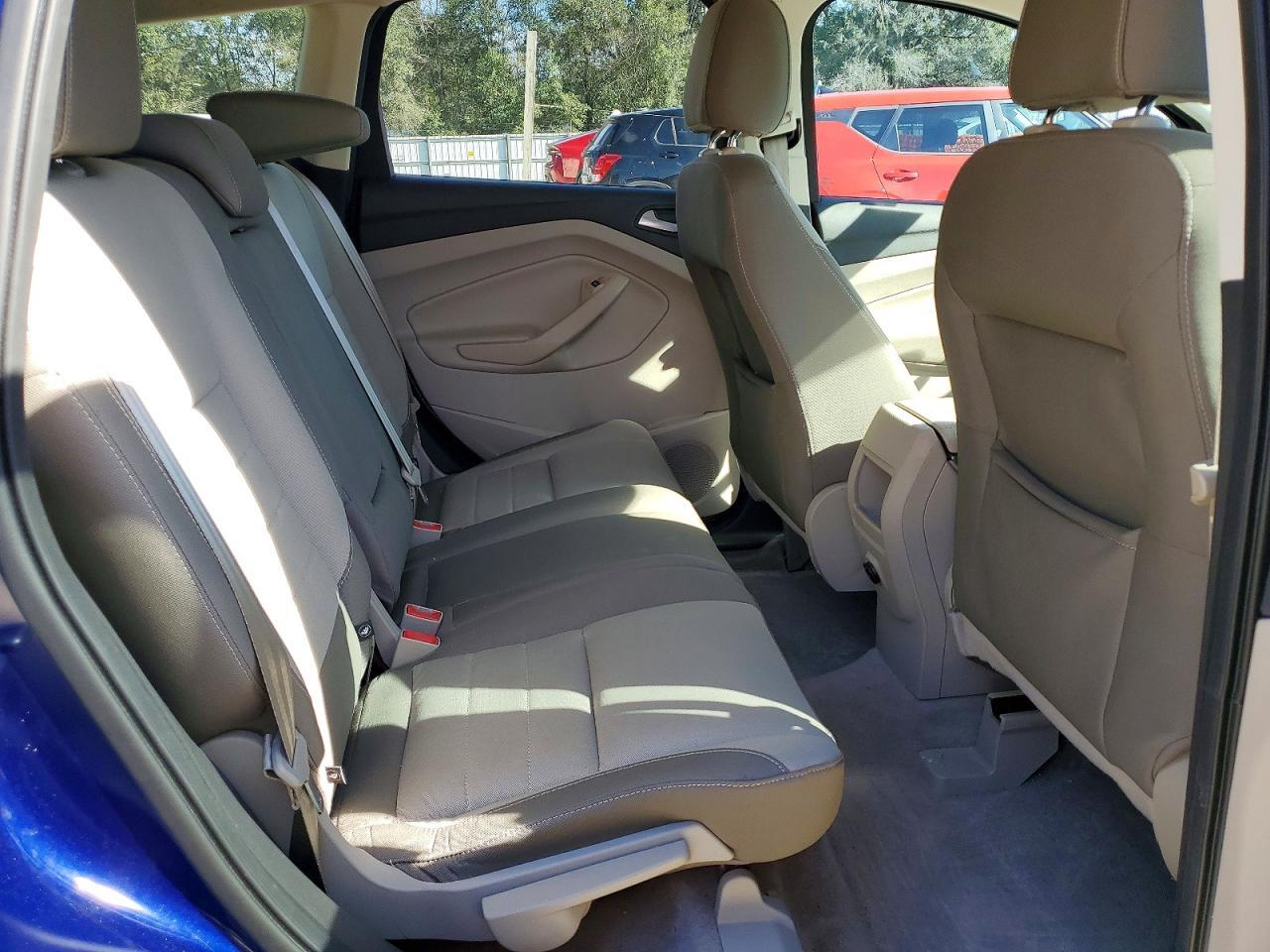 2016 Ford Escape se