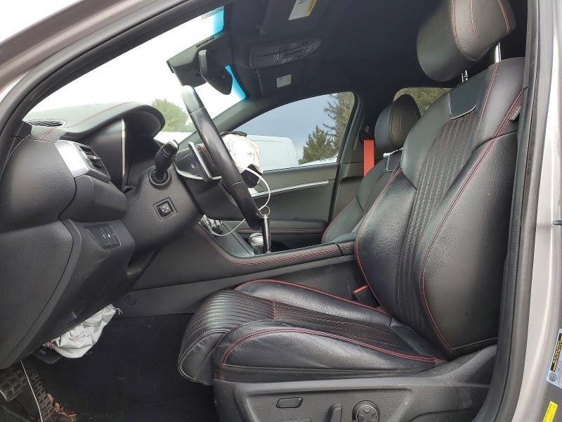 2022 Genesis G70 Base
