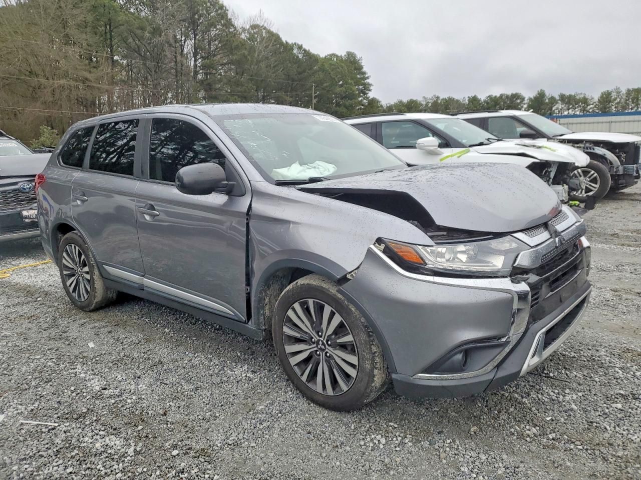 2019 Mitsubishi Outlander es
