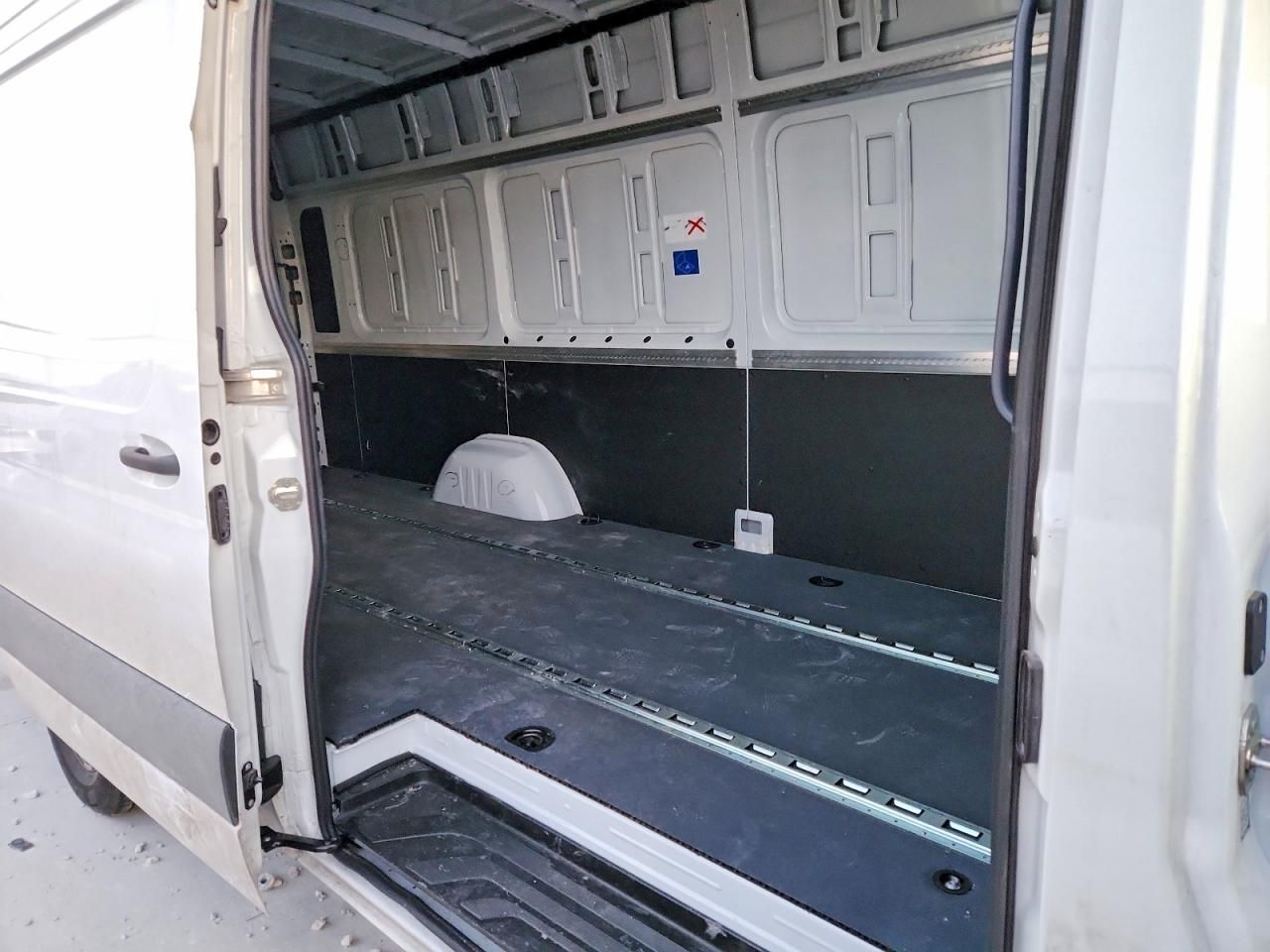 2025 Mercedes-Benz 2025 Mercedes Benz Sprinter 2500 Delivery Van