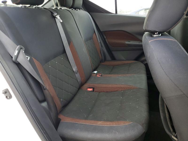 2018 Nissan Kicks s