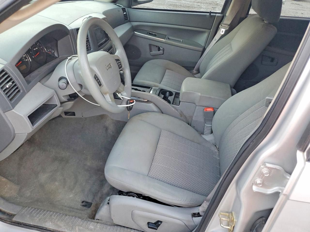 2005 Jeep Grand Cherokee Laredo