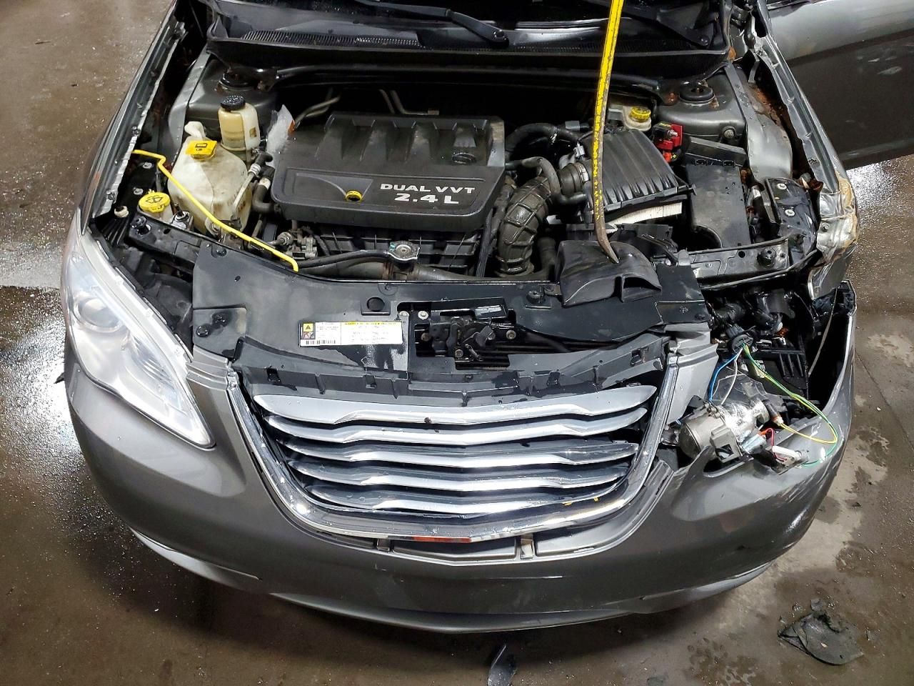 2012 Chrysler 200 Limited