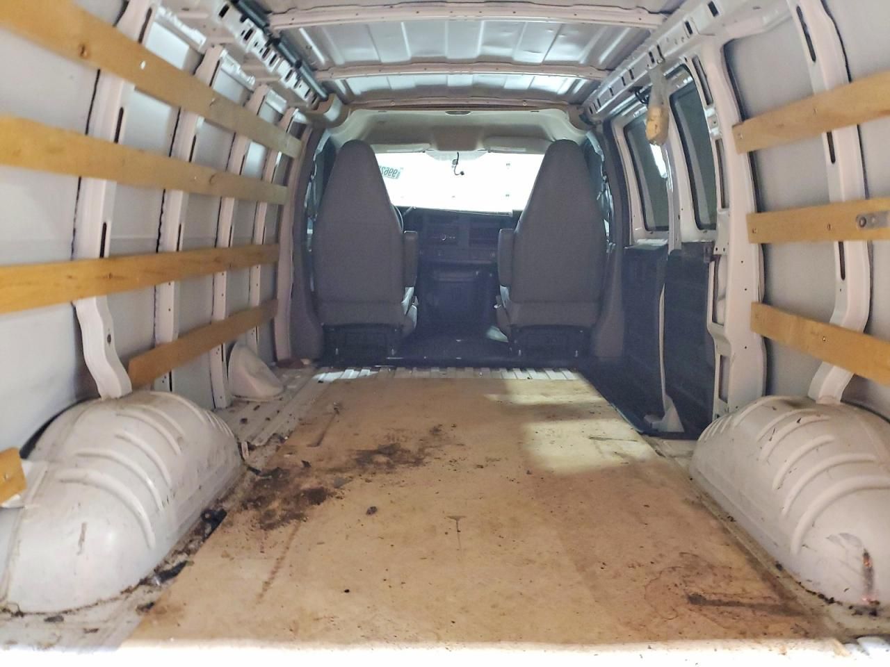 2022 Chevrolet Express G2500 Delivery Van