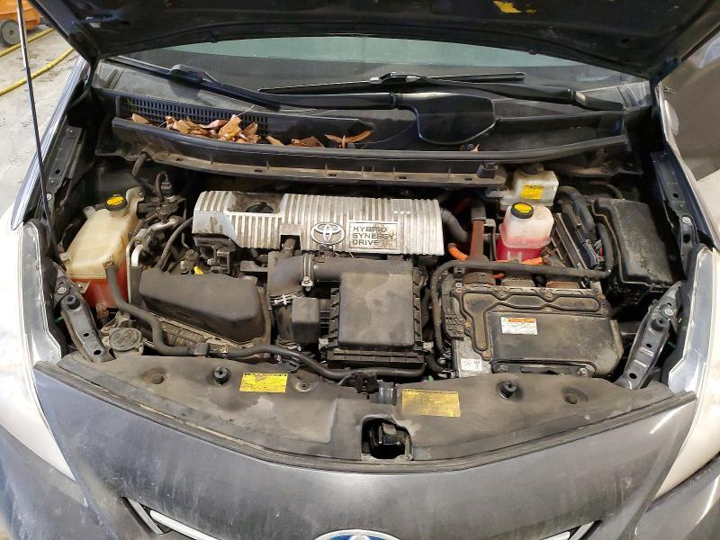 2013 Toyota Prius v
