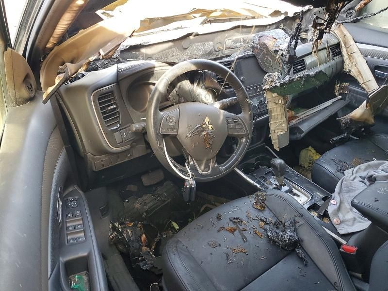 2019 Mitsubishi Outlander se