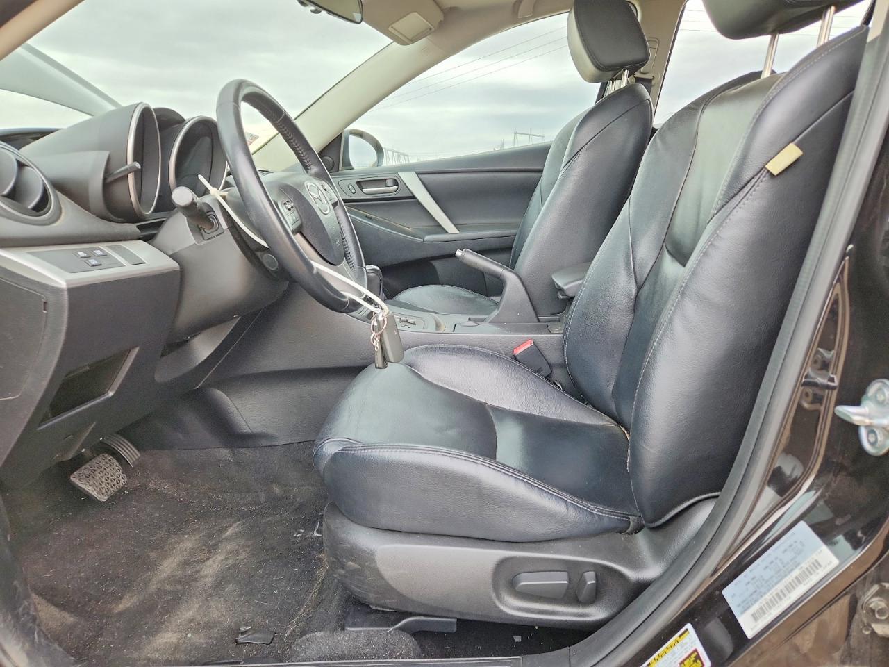 2013 Mazda 3 I