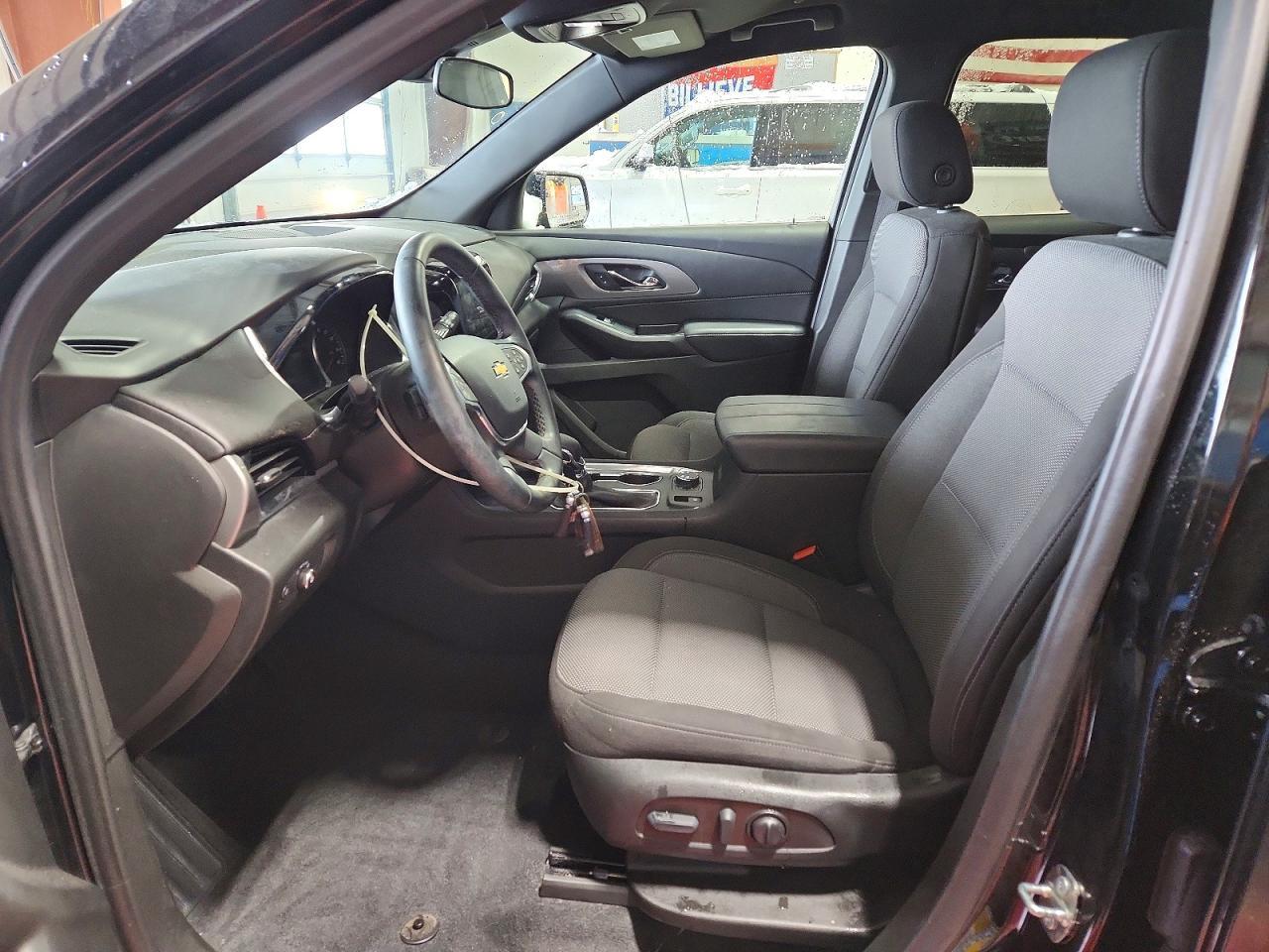2023 Chevrolet Traverse lt