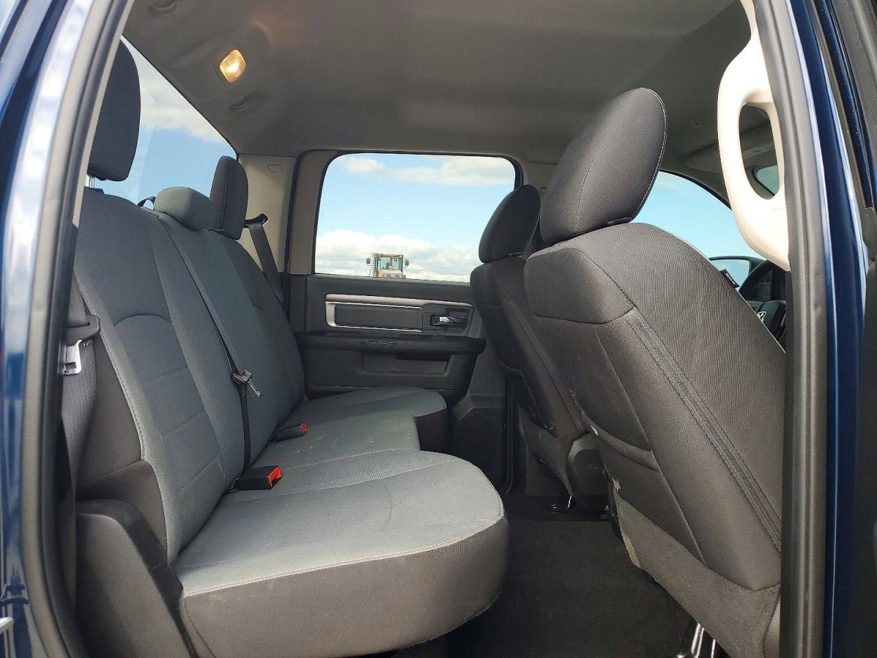 2022 Dodge Ram 1500 Classic slt