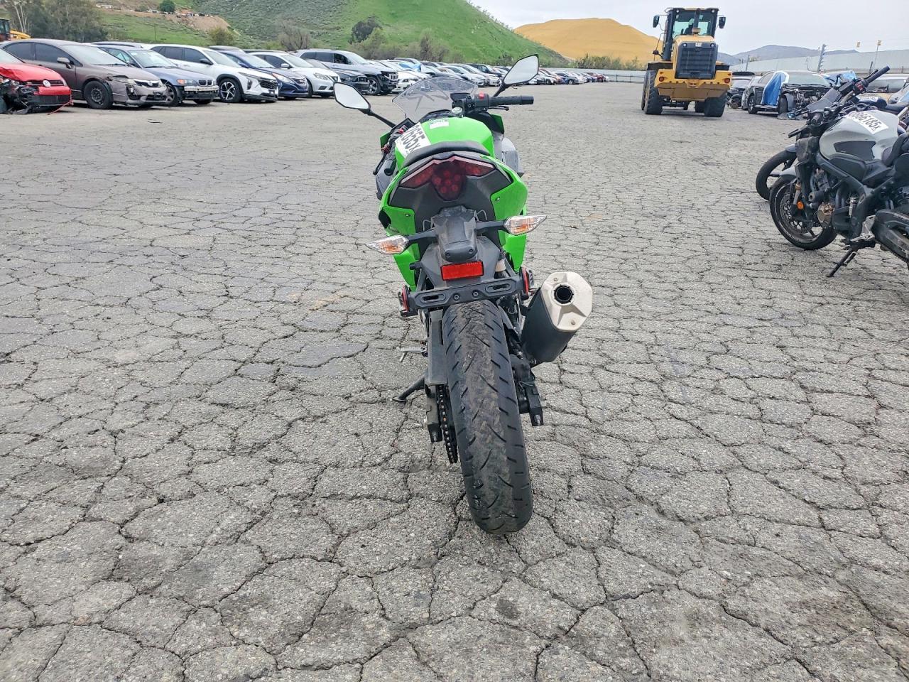 2025 Kawasaki EX500 H
