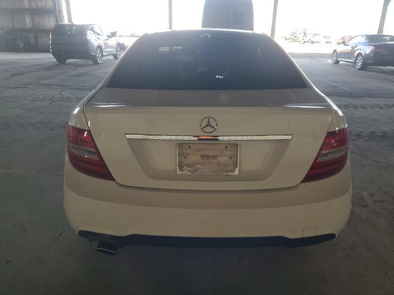 2015 Mercedes-Benz C 250