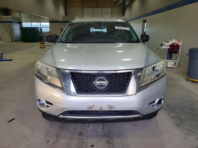 2014 Nissan Pathfinder s