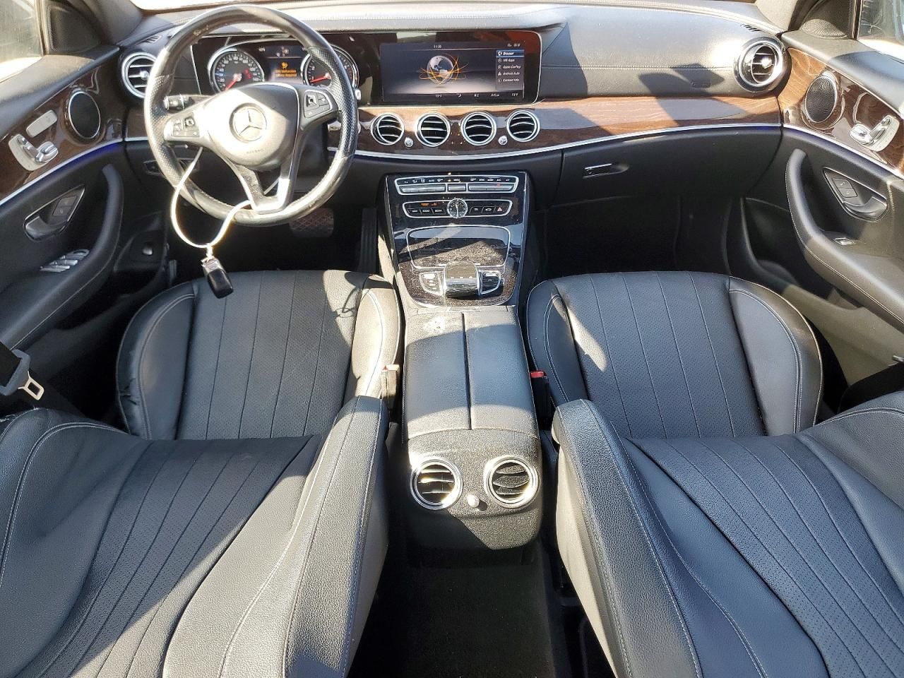 2017 Mercedes-Benz E 300