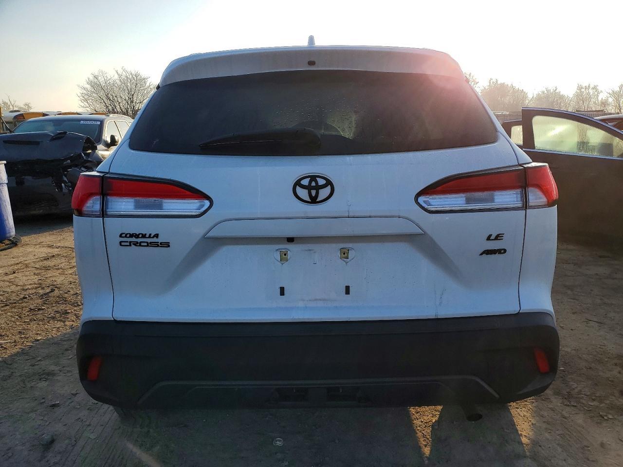 2023 Toyota Corolla Cross le