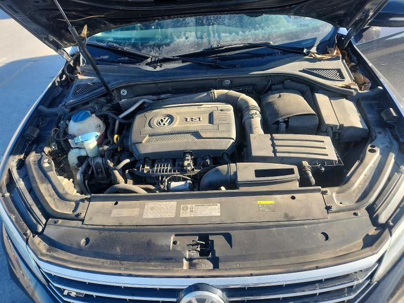 2017 Volkswagen Passat R-line