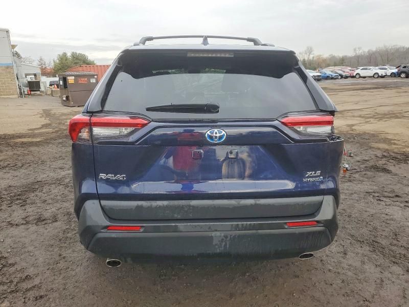 2021 Toyota Rav4 xle Premium
