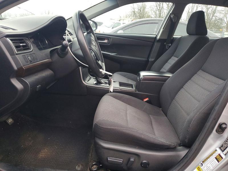 2016 Toyota Camry le