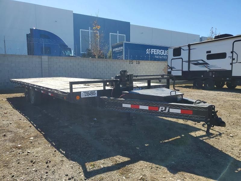 2019 Pj Trailer Flatbed TR