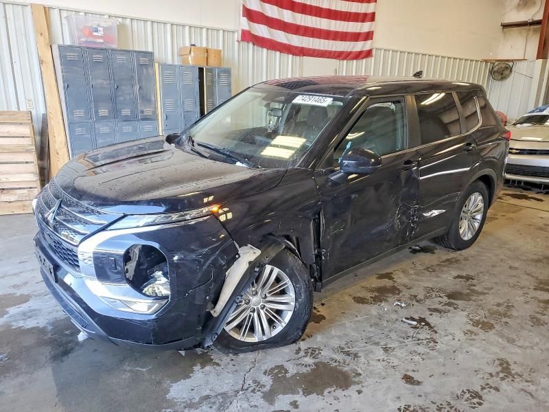 2024 Mitsubishi Outlander es