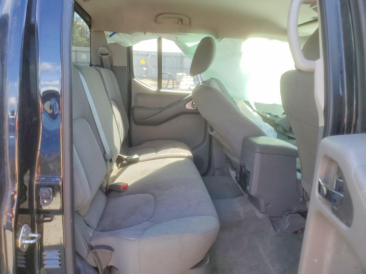 2018 Niss Frontier S