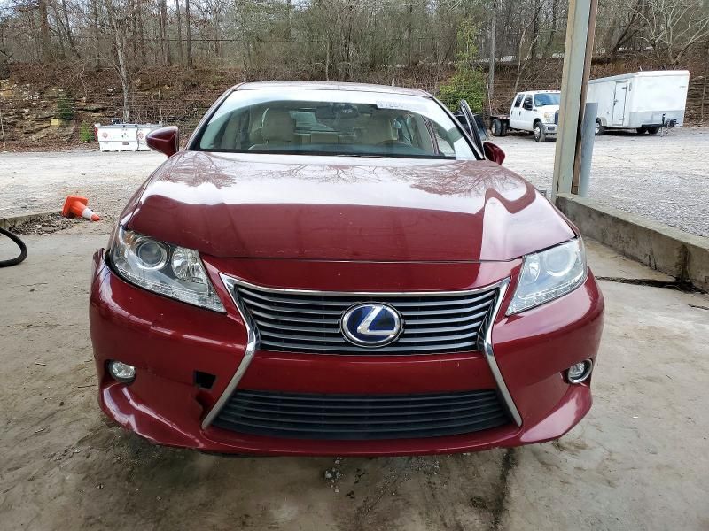 2015 Lexus Es 300h