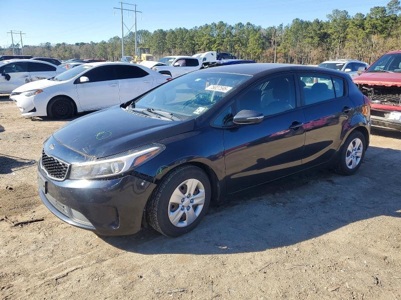 2017 KIA Forte5 lx