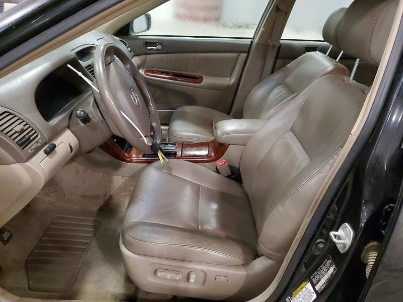 2005 Toyota Camry le