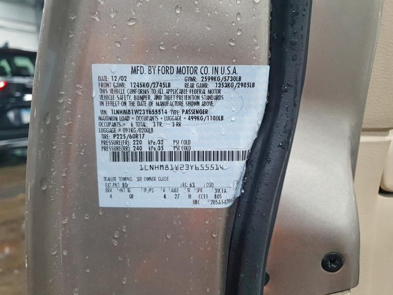 2003 Lincoln Town car Executive