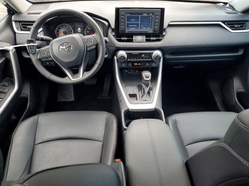 2022 Toyota Rav4 xle Premium