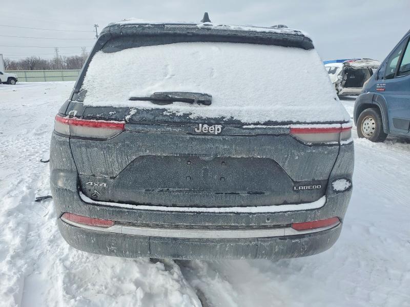 2023 Jeep Grand Cherokee Laredo
