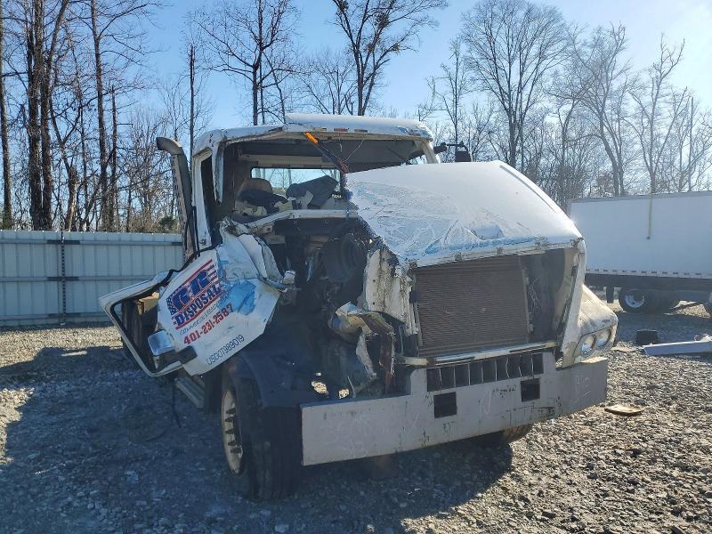 2004 Volvo Vhd Roll-off Container Truck
