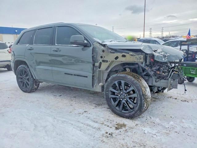2020 Jeep Grand Cherokee Laredo