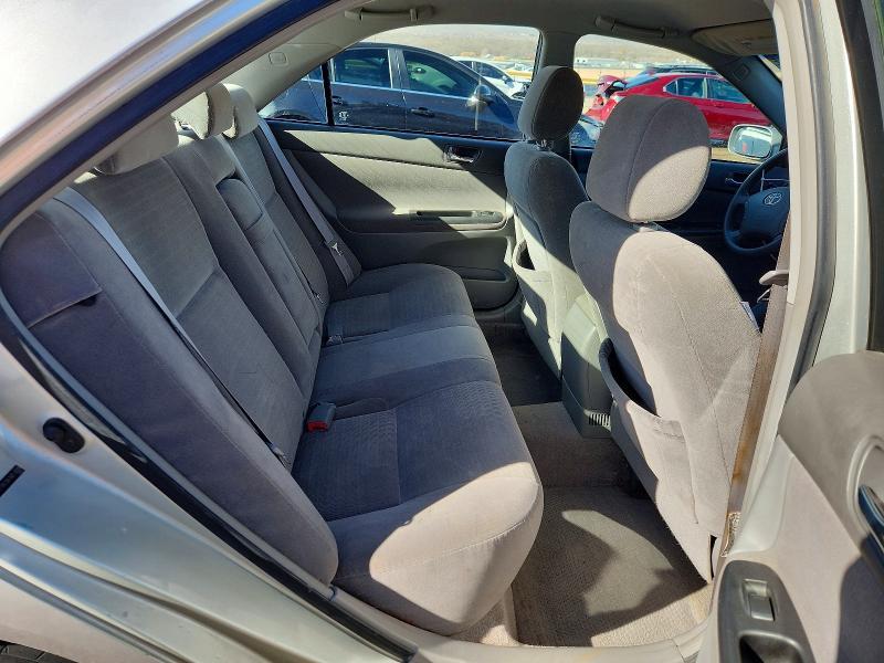 2006 Toyota Camry le