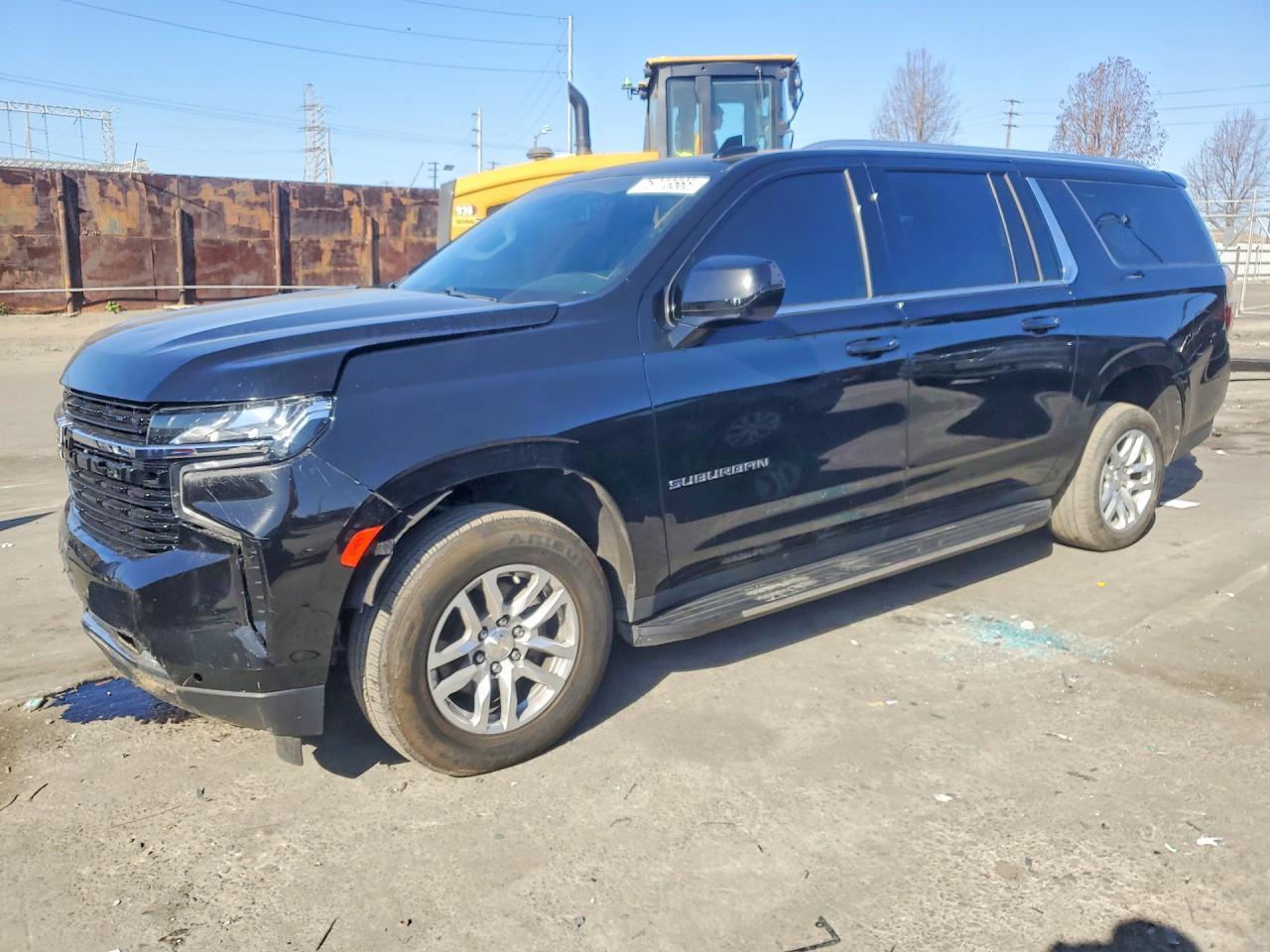 2023 Chevrolet Suburban C1500 lt