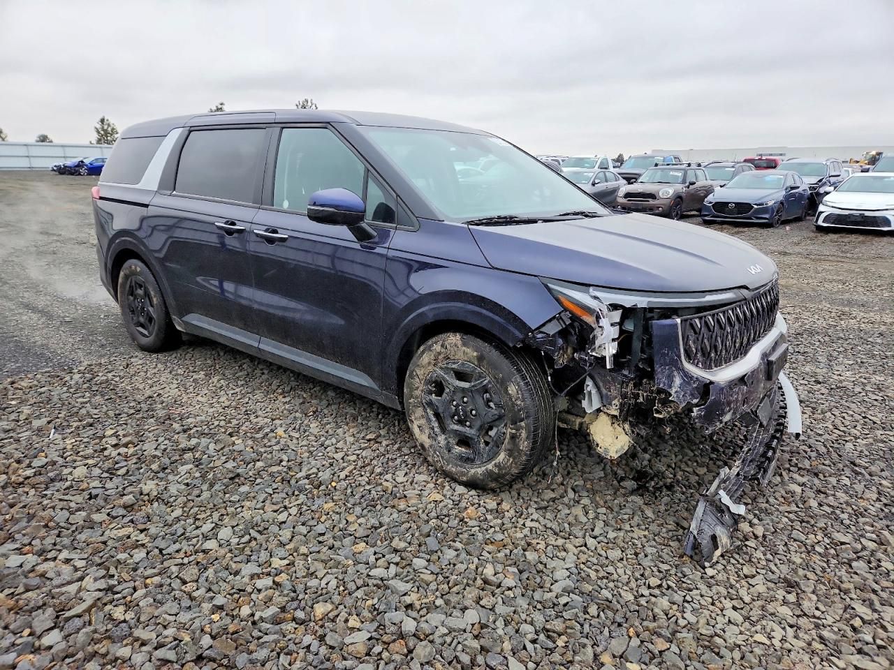2025 KIA Carnival lx